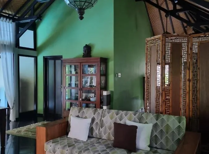 Villa Jati - Private Poolside